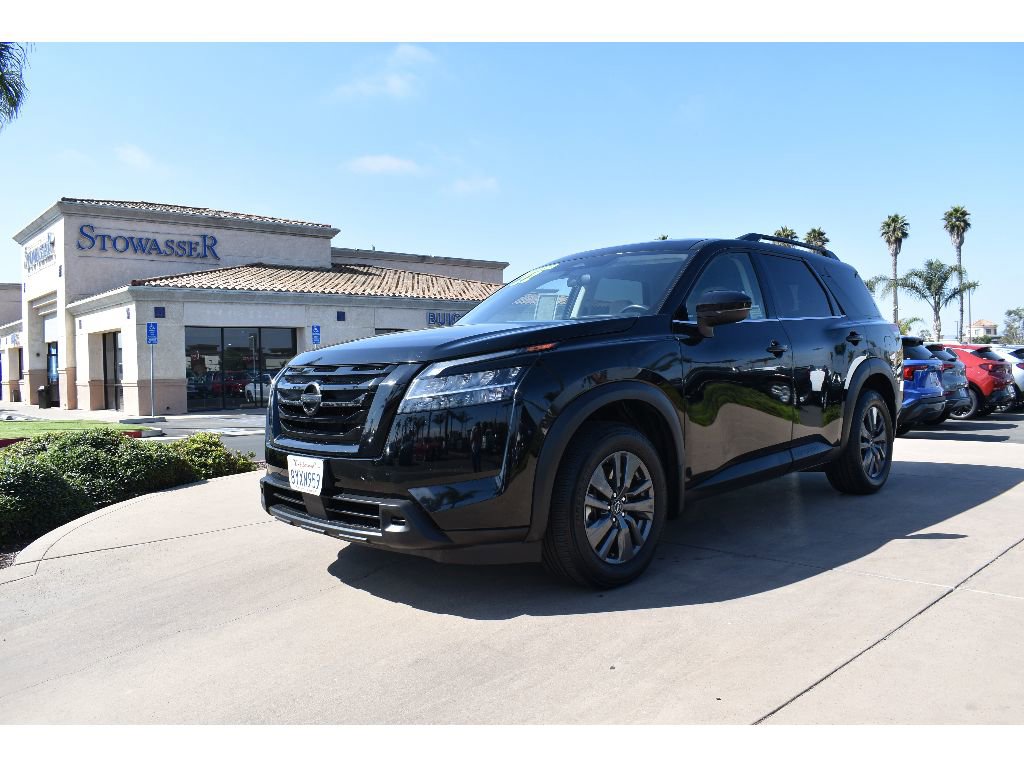 Used 2022 Nissan Pathfinder SV w/ SV Black Package