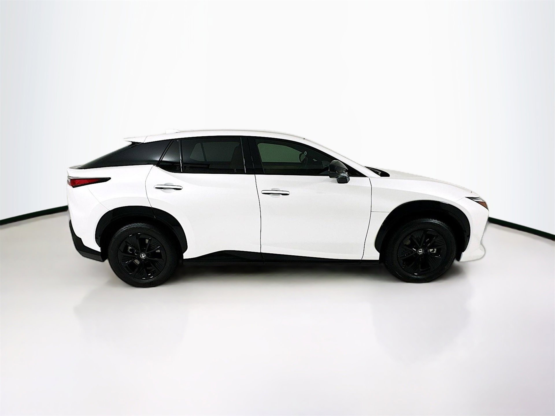 Used 2024 Lexus RZ 300e Premium w/ Accessory Package (Z1) image 9