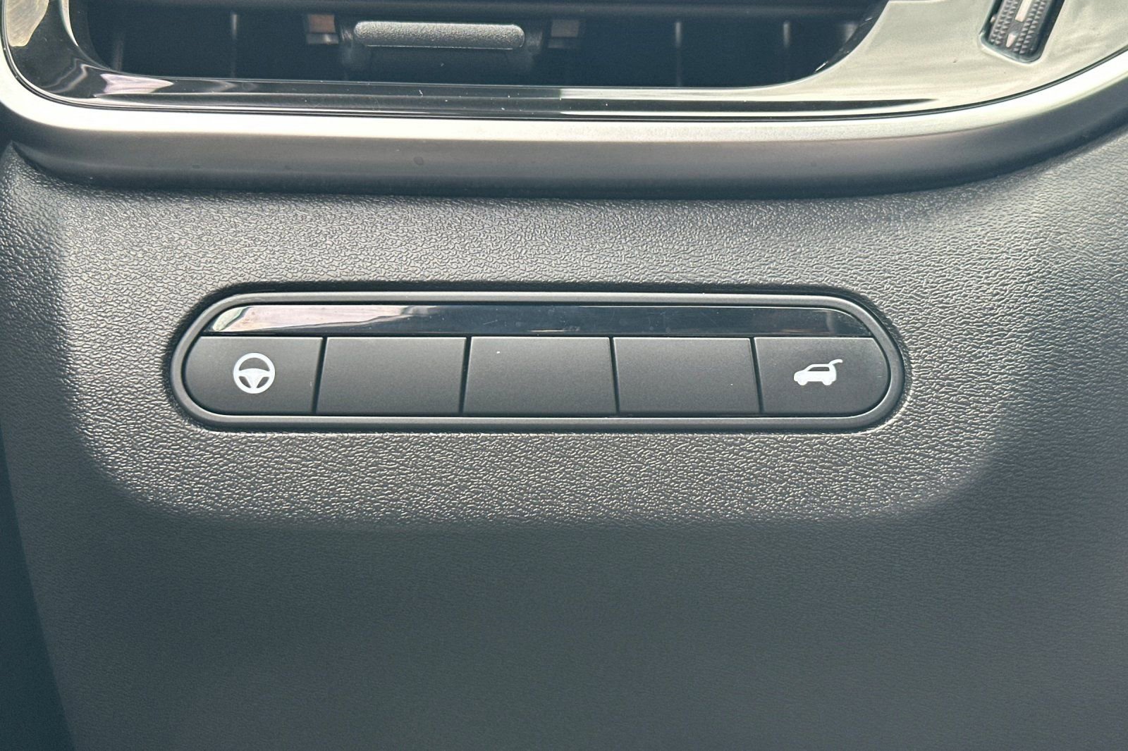 Certified 2025 INFINITI QX60 Luxe w/ Black Edition image 44