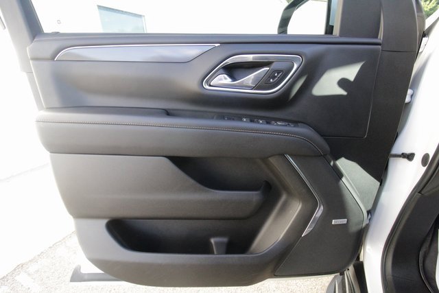 Used 2023 GMC Yukon XL AT4 w/ Technology Package image 24