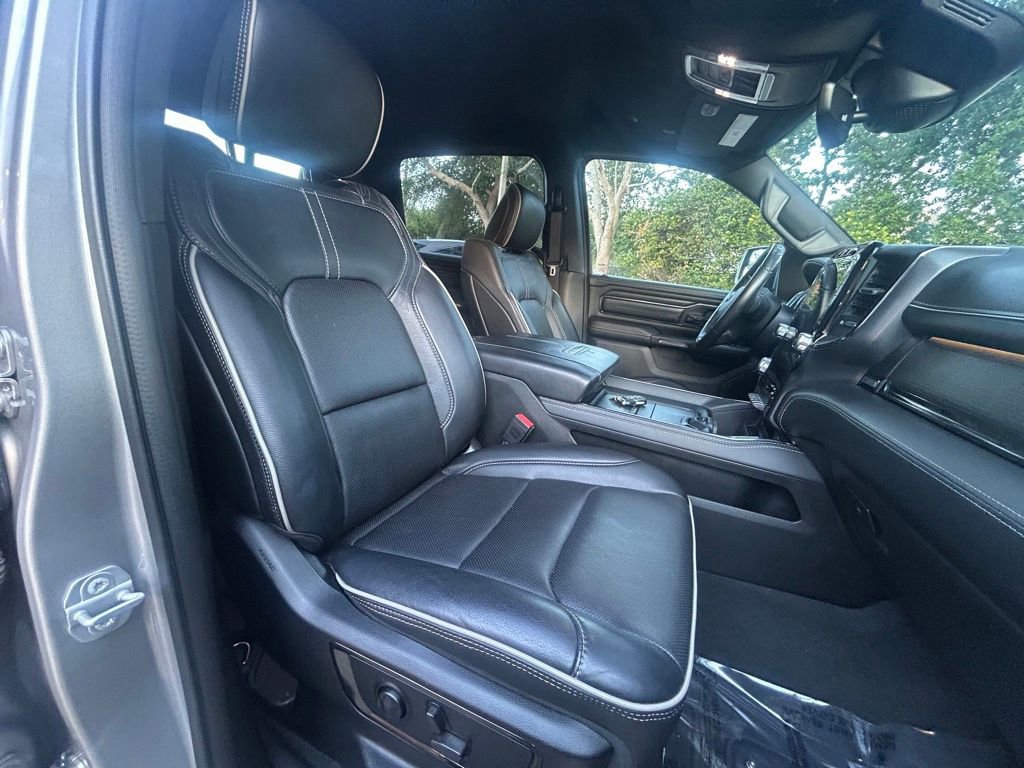 Used 2022 RAM 1500 Limited w/ Body Color Bumper Group image 30