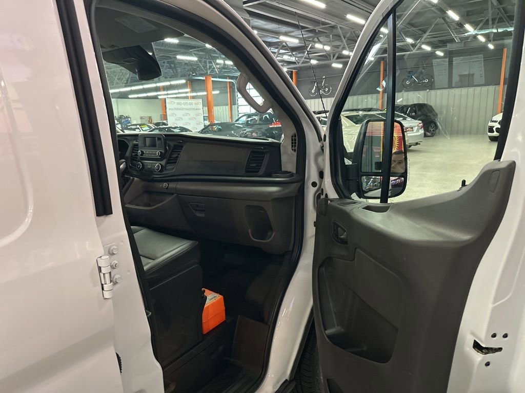 Used 2020 Ford Transit 150 Low Roof image 7