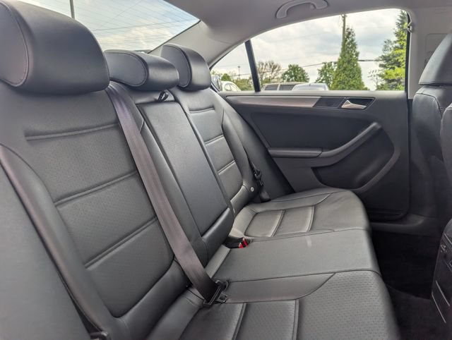 Used 2013 Volkswagen Jetta TDI FWD image 19