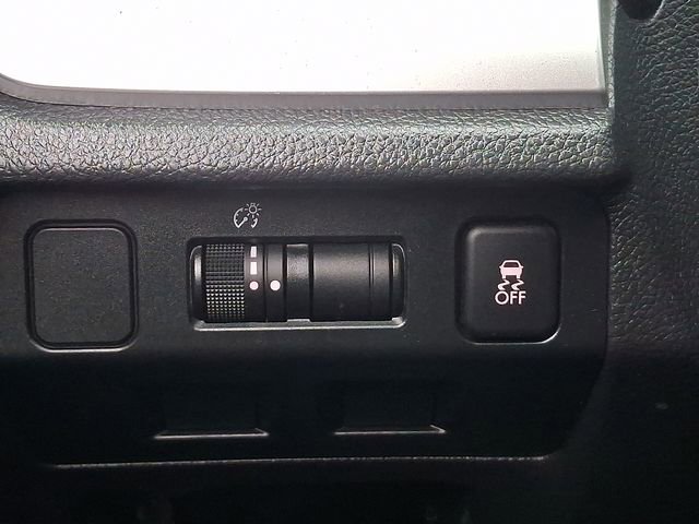 Used 2015 Subaru Impreza 2.0i Sport Premium image 26