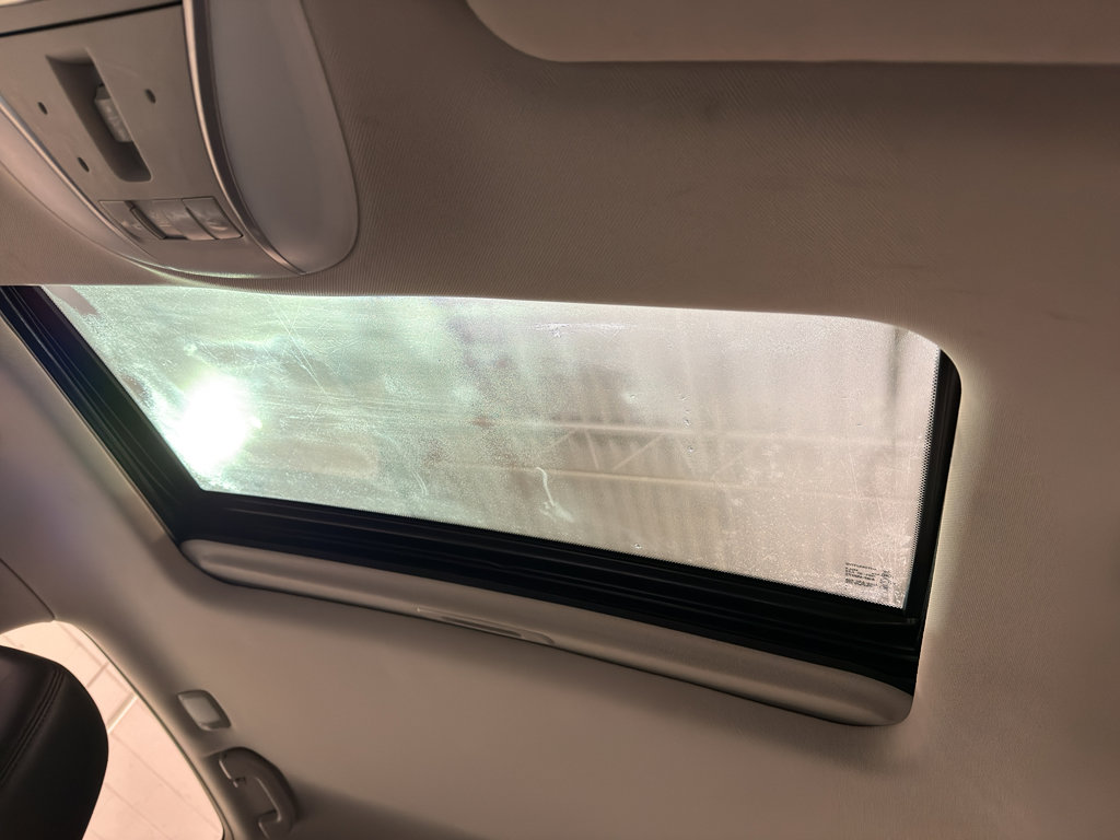 Used 2012 INFINITI M37 x w/ Premium Pkg image 15