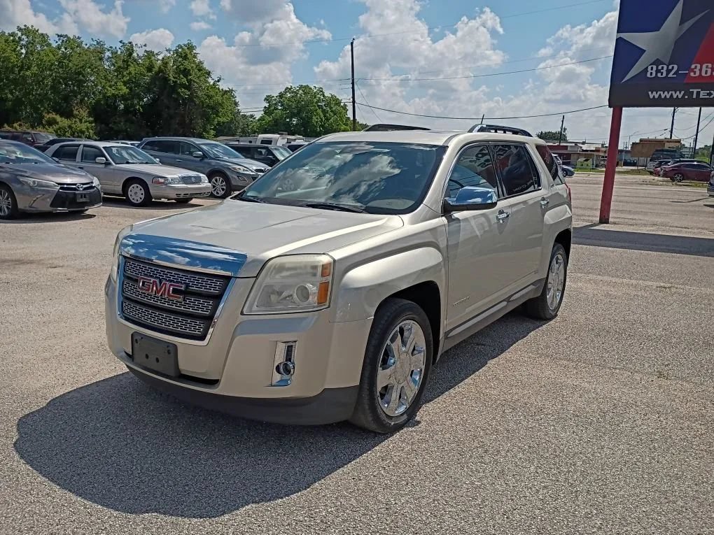 Used 2013 GMC Terrain SLT FWD image 1