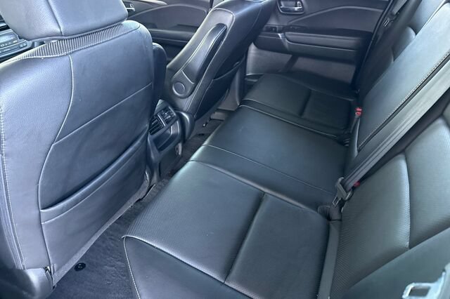 Used 2017 Honda Ridgeline RTL-T image 12