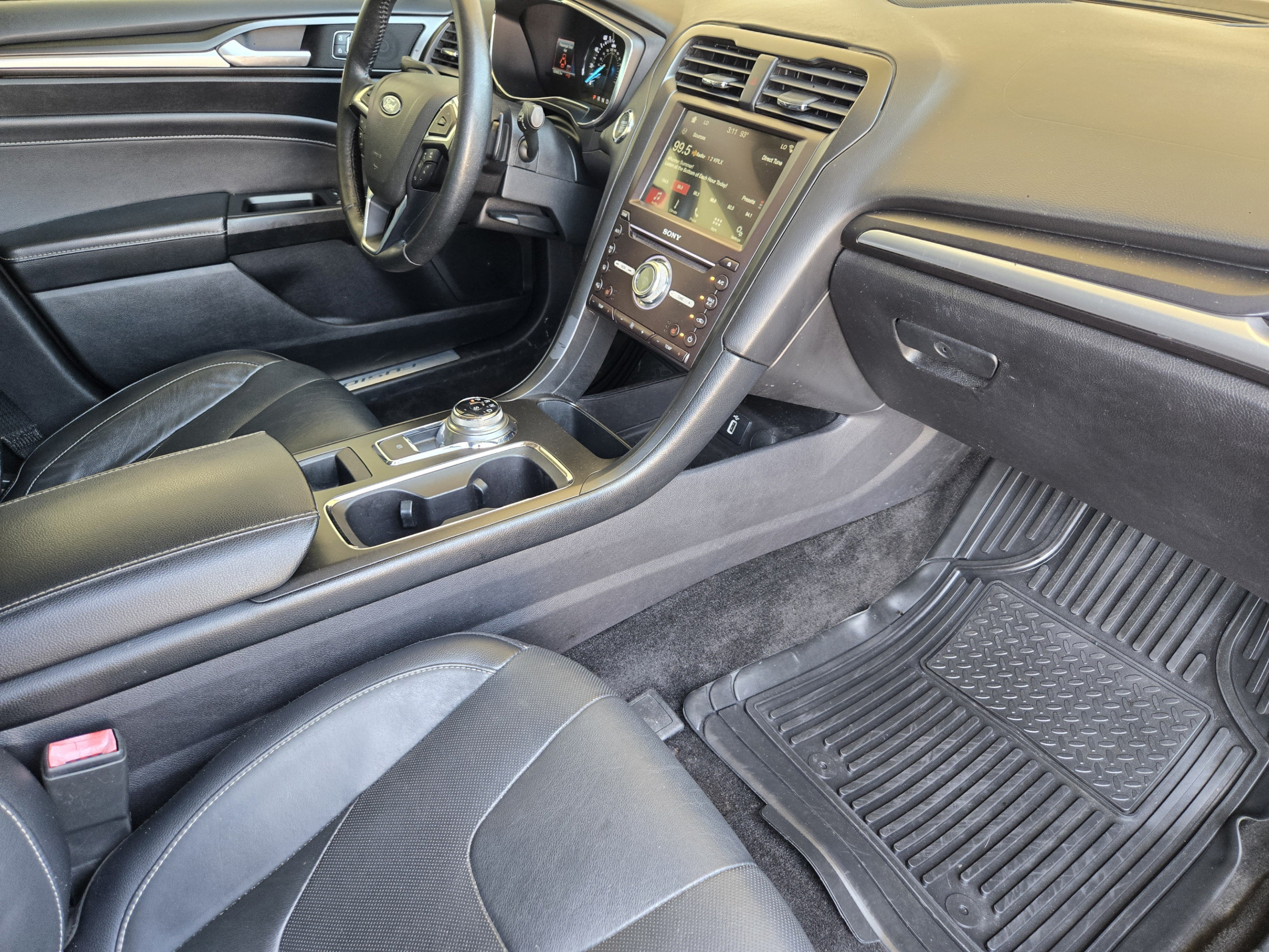 Used 2018 Ford Fusion Titanium AWD/4WD image 12