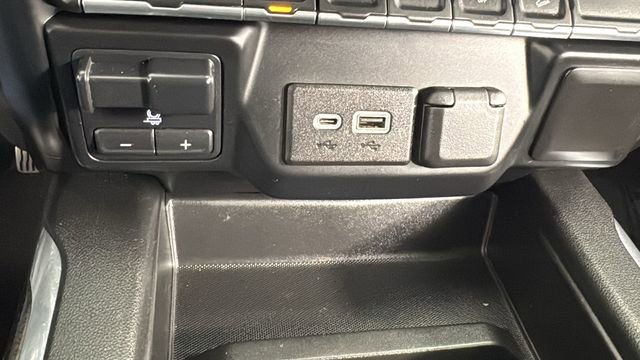 Used 2020 Chevrolet Silverado 1500 LT Trail Boss image 27