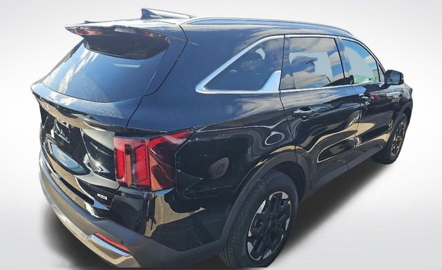 Used 2024 Kia Sorento S image 2