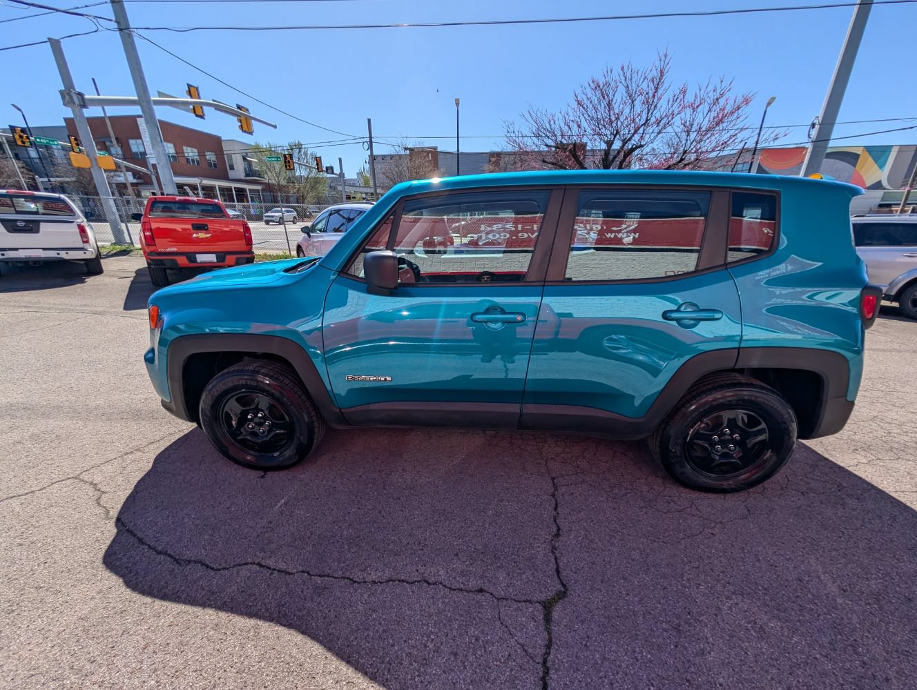 Used 2022 Jeep Renegade Sport AWD/4WD image 9