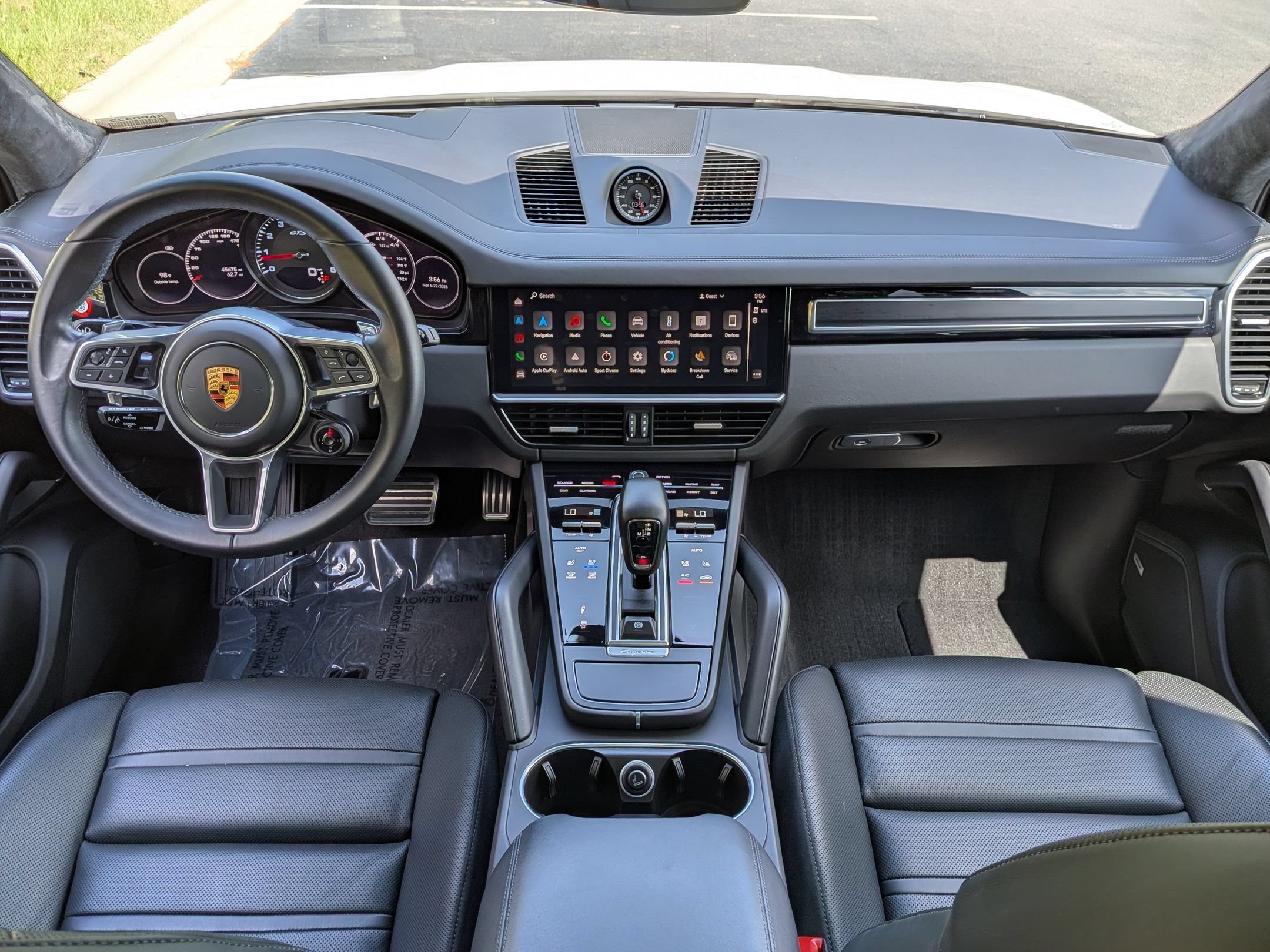 Certified 2023 Porsche Cayenne GTS AWD/4WD image 21