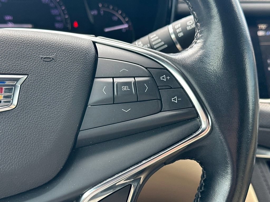 Used 2019 Cadillac XT5 FWD image 21