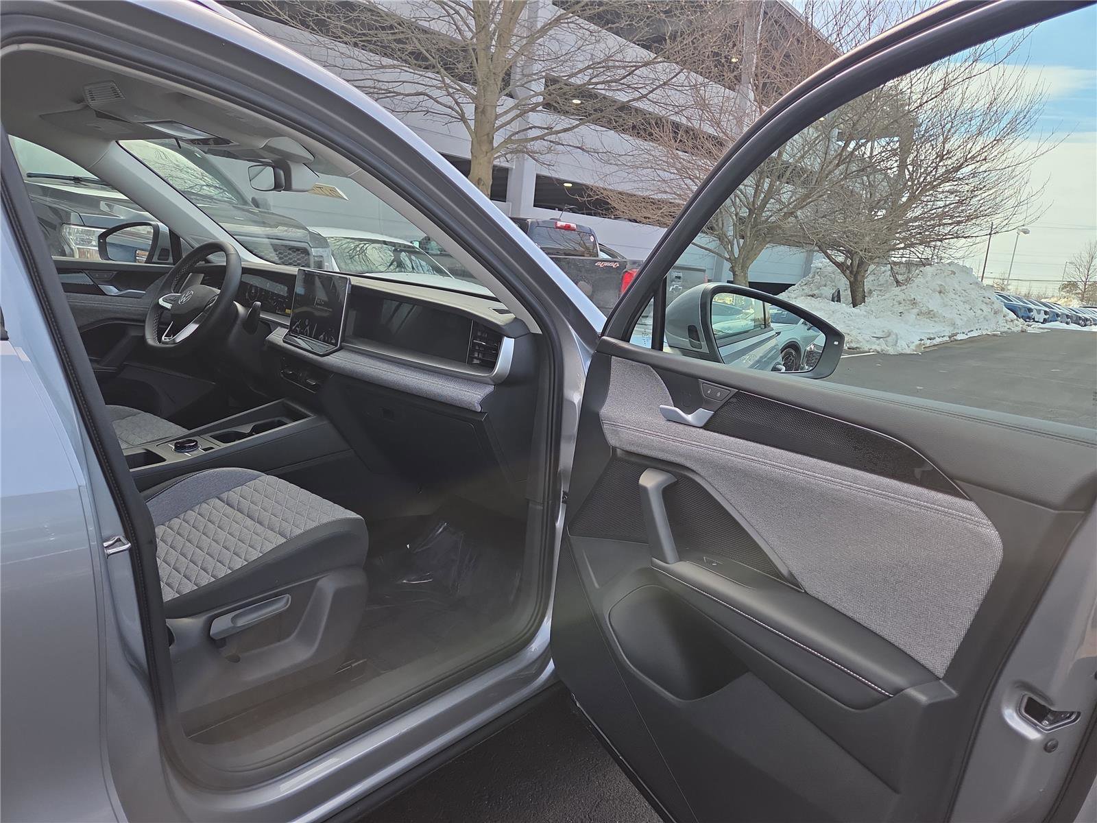 New 2026 Volkswagen Tiguan S image 25