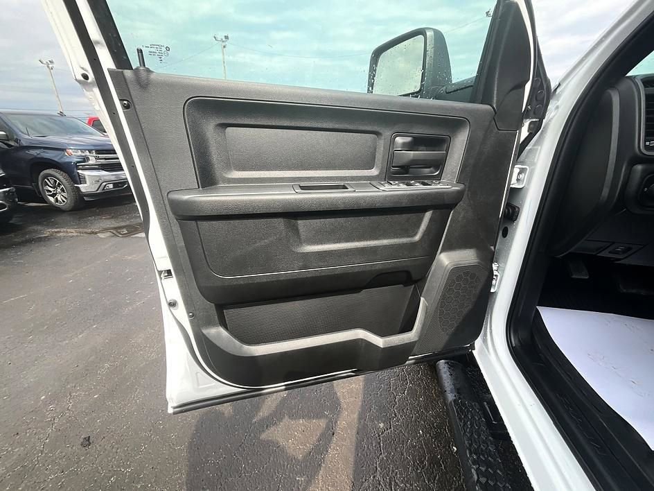 New 2026 RAM 3500 Tradesman AWD/4WD image 11