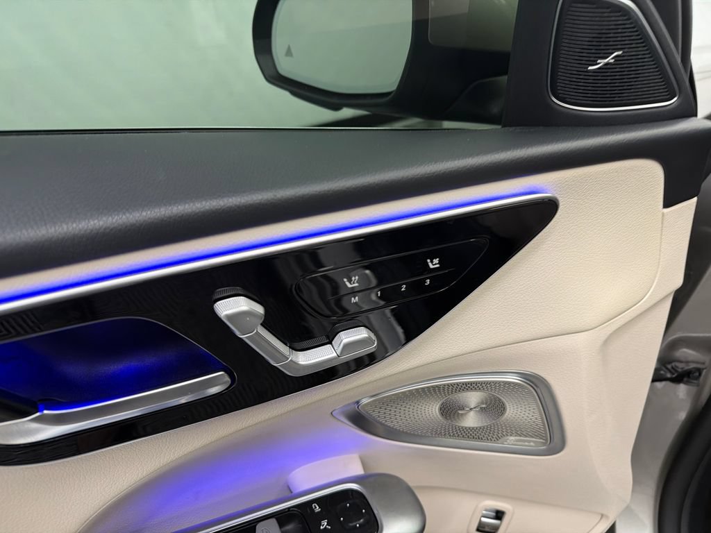 Used 2023 Mercedes-Benz C 300 4MATIC Sedan image 12