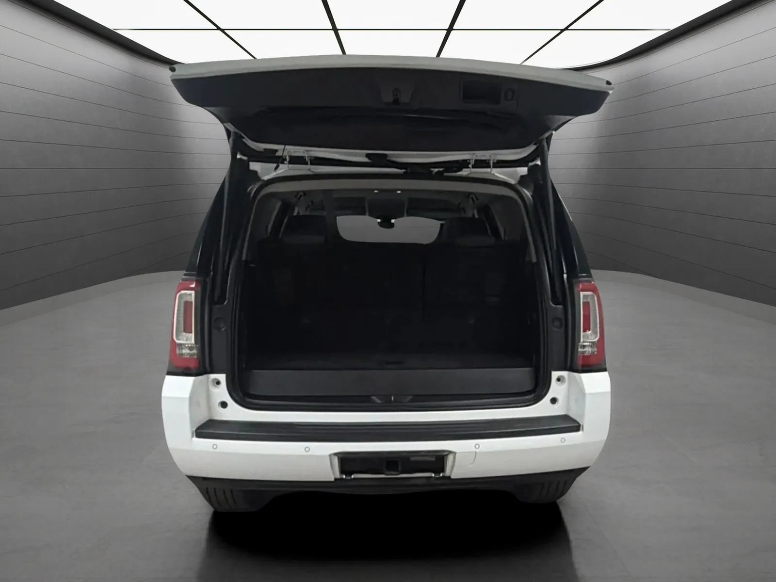 Used 2015 GMC Yukon SLE w/ Convenience Package RWD image 19