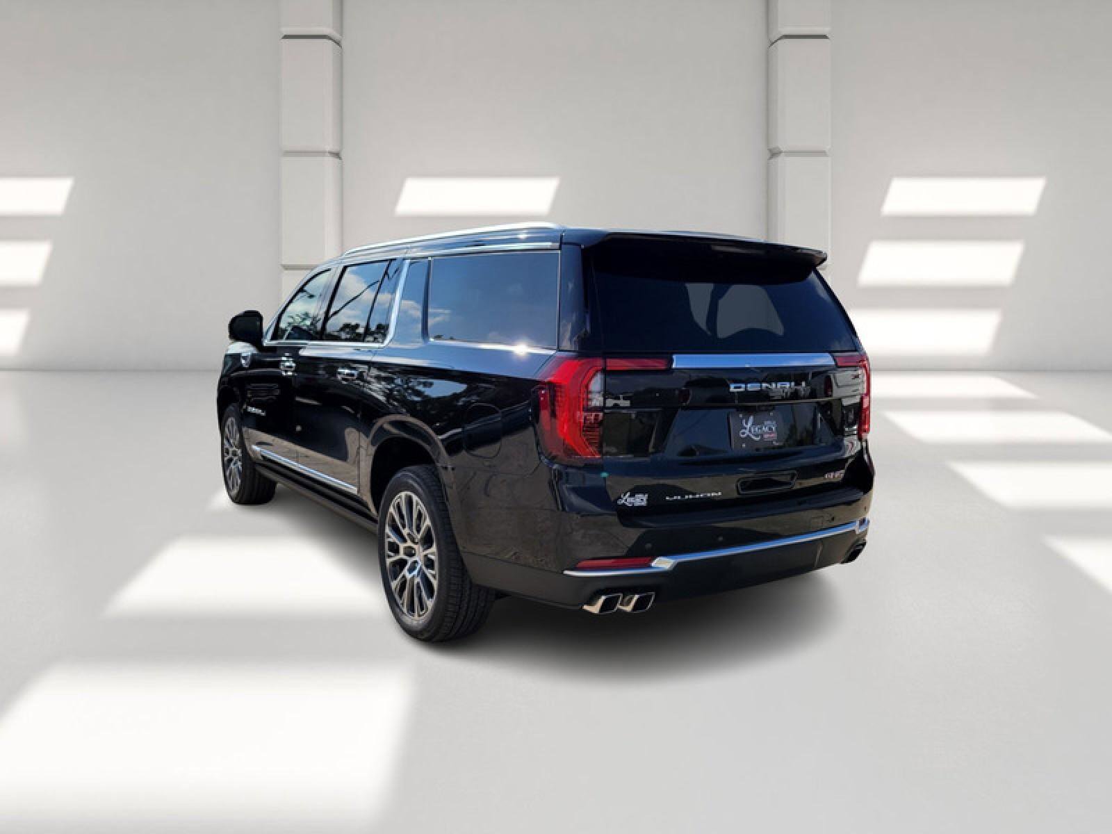 New 2026 GMC Yukon XL Denali image 5