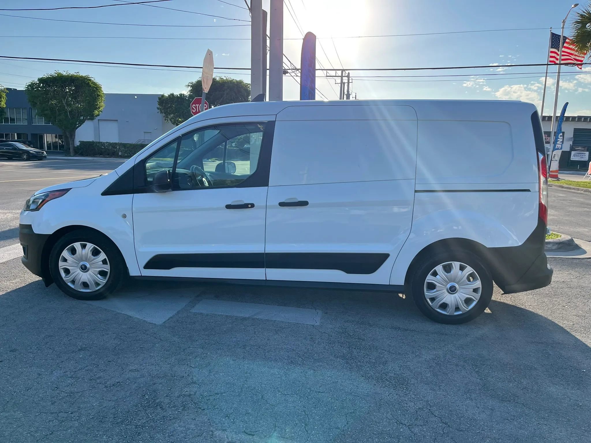Used 2020 Ford Transit Connect XL image 6