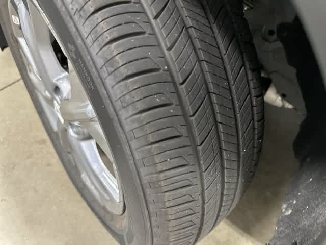 Certified 2027 Honda HR-V LX image 29