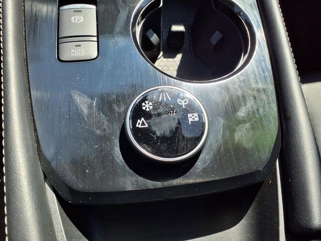 Used 2023 Nissan Rogue SL image 25