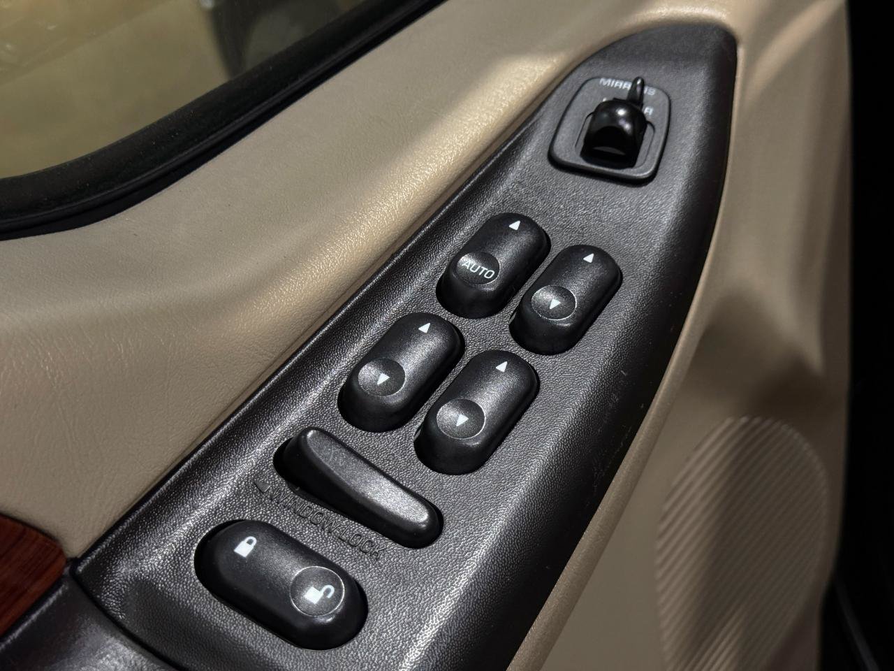 Used 2005 Ford F350 Lariat RWD image 30