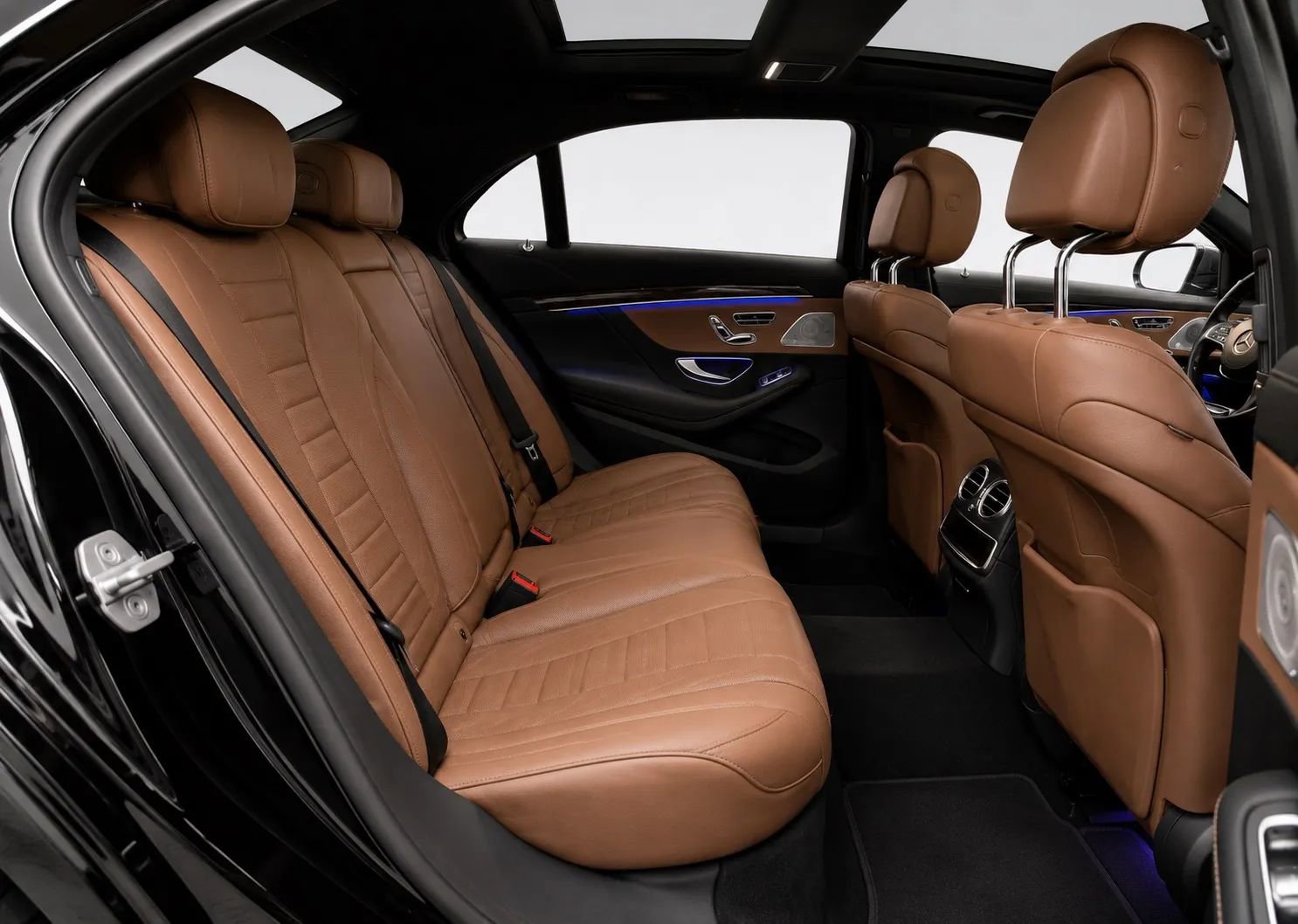 Used 2014 Mercedes-Benz S 550 Sedan w/ Edition 1 Package image 17