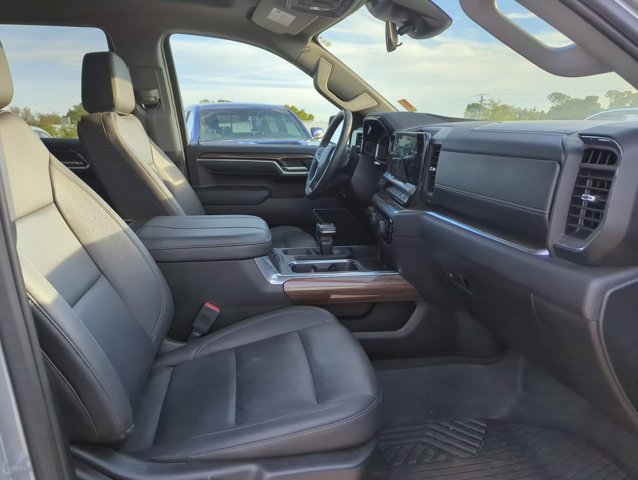 Used 2025 Chevrolet Silverado 1500 LT image 27