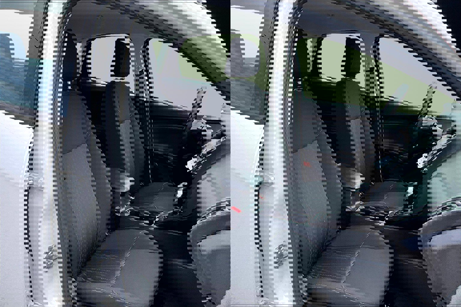 Used 2018 Ford Focus SE image 7