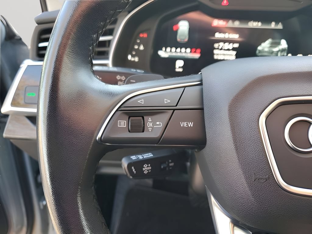 Used 2024 Audi Q7 3.0T Premium Plus AWD/4WD image 35