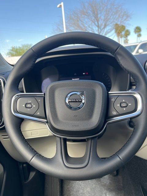 New 2026 Volvo XC40 B5 Plus w/ Protection Package Premier AWD/4WD image 13