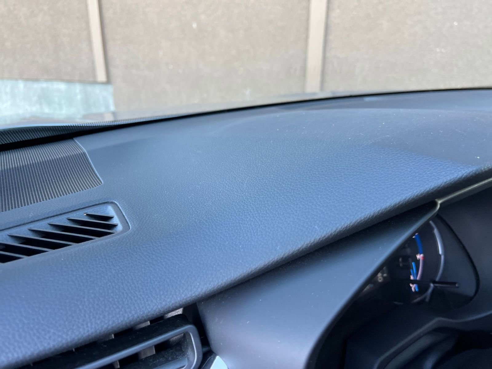 Used 2025 Toyota RAV4 LE image 34