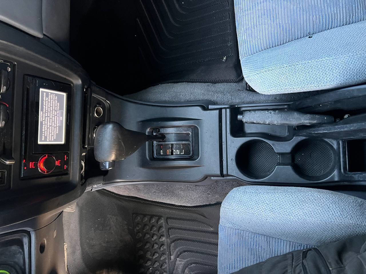 Used 2000 Toyota 4Runner SR5 image 23