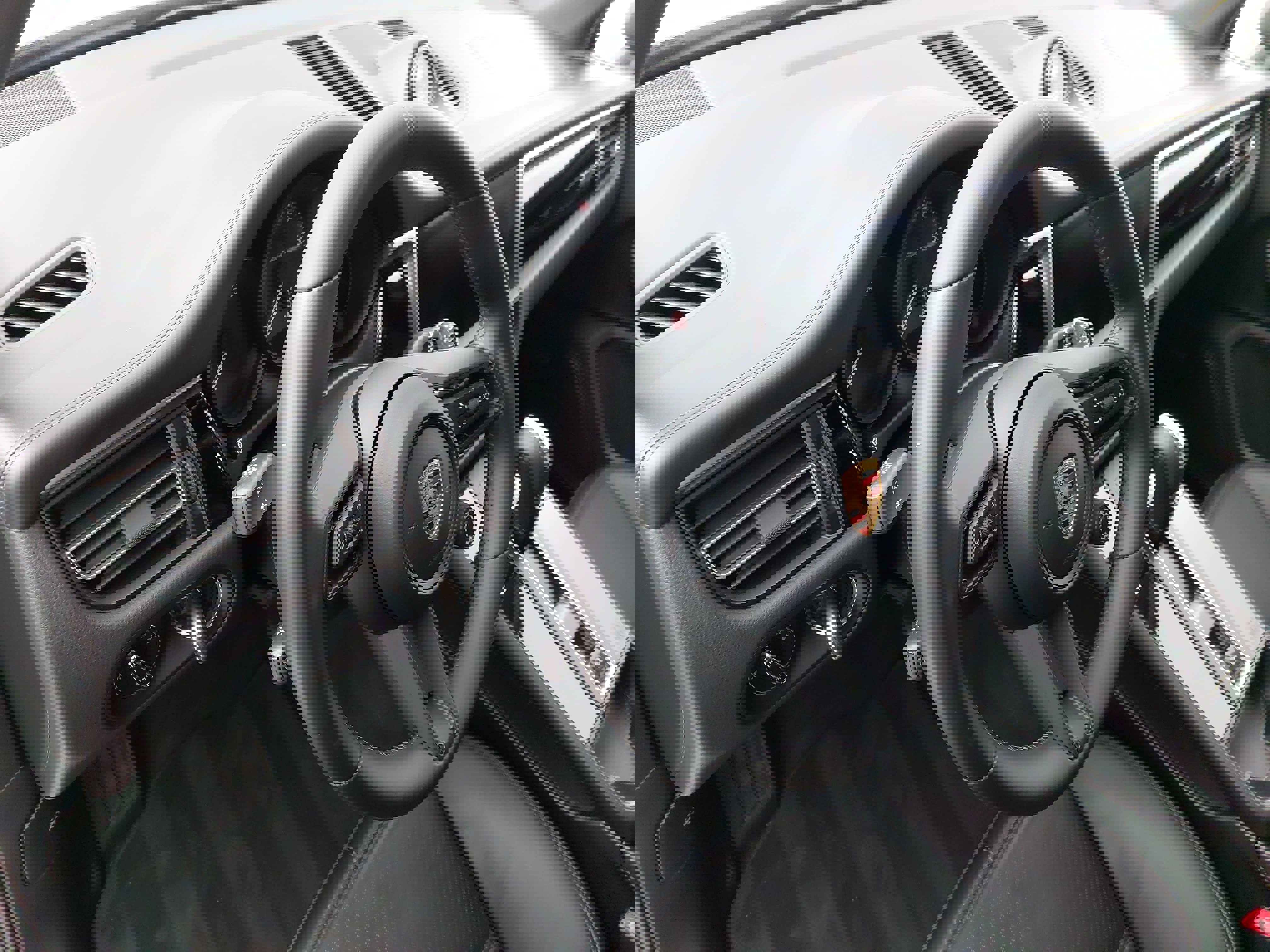 Certified 2024 Porsche Macan Turbo image 18