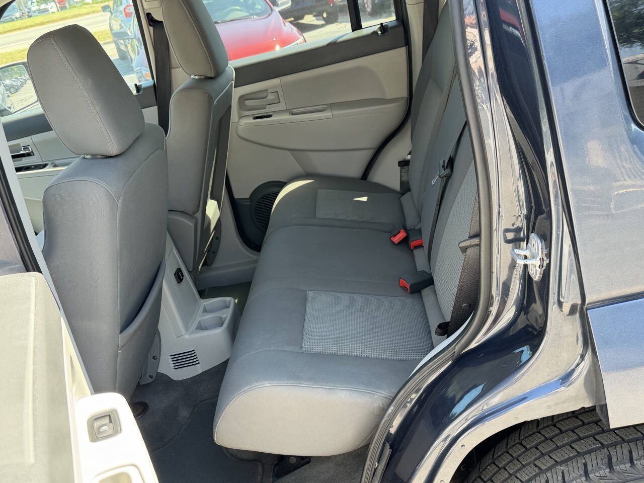 Used 2008 Jeep Liberty Sport w/ Popular Equipment Group AWD/4WD image 18