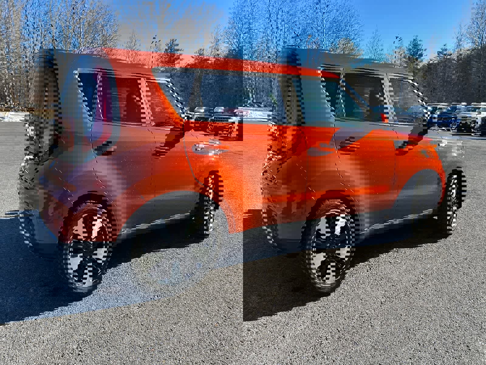 Used 2018 Kia Soul + image 7