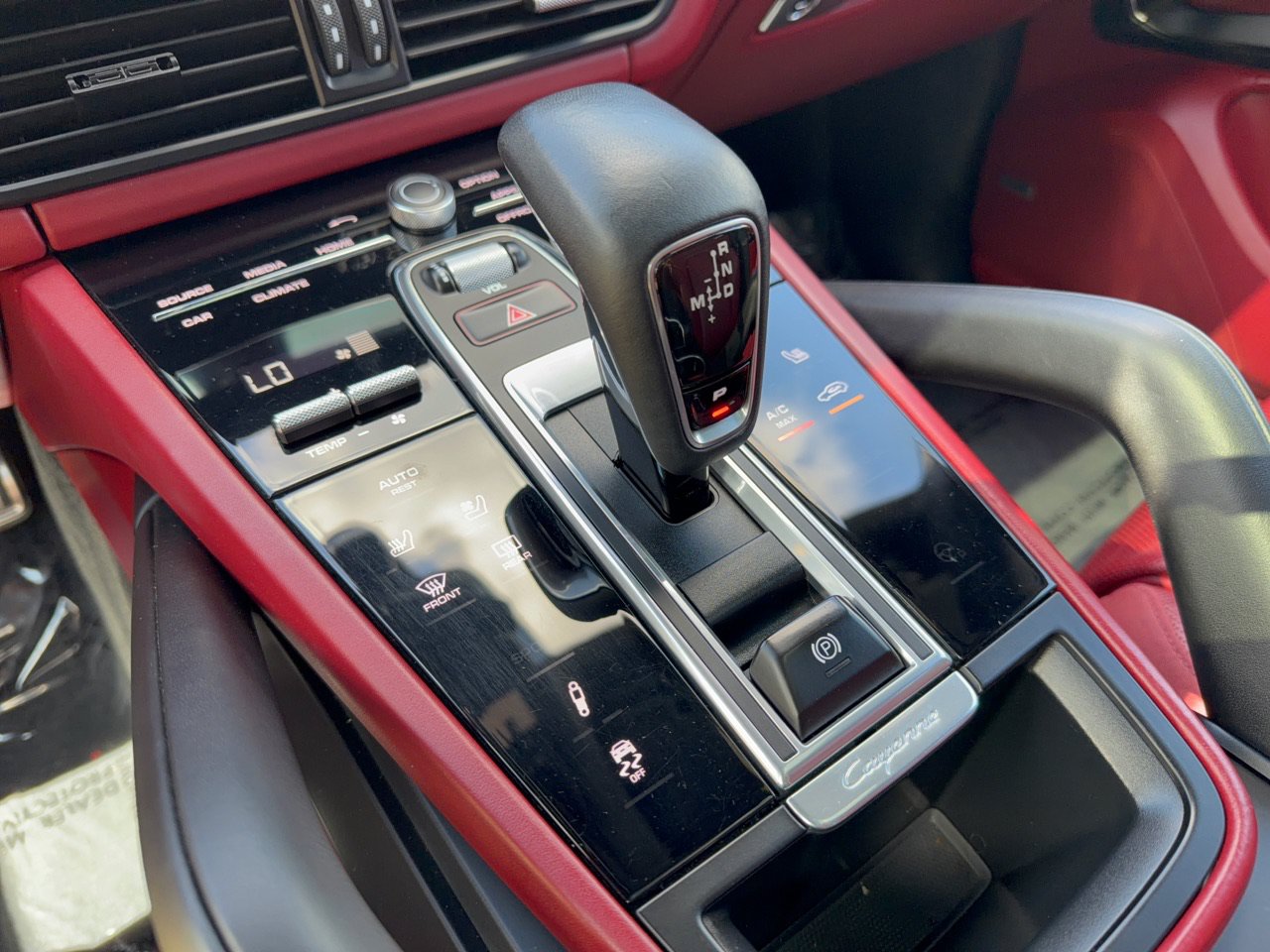 Certified 2021 Porsche Cayenne GTS AWD/4WD image 21