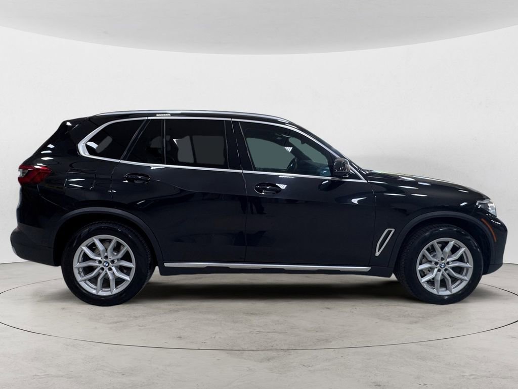 Used 2019 BMW X5 xDrive40i w/ Executive Package AWD/4WD image 6
