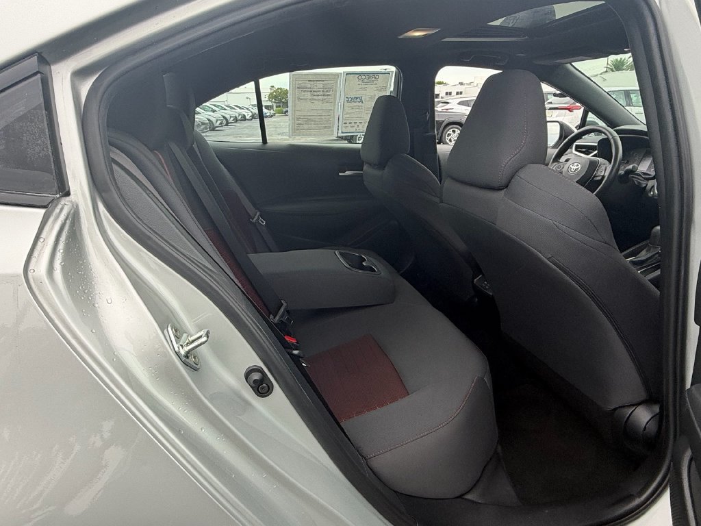 Used 2023 Toyota Corolla SE w/ SE Premium Package FWD image 15