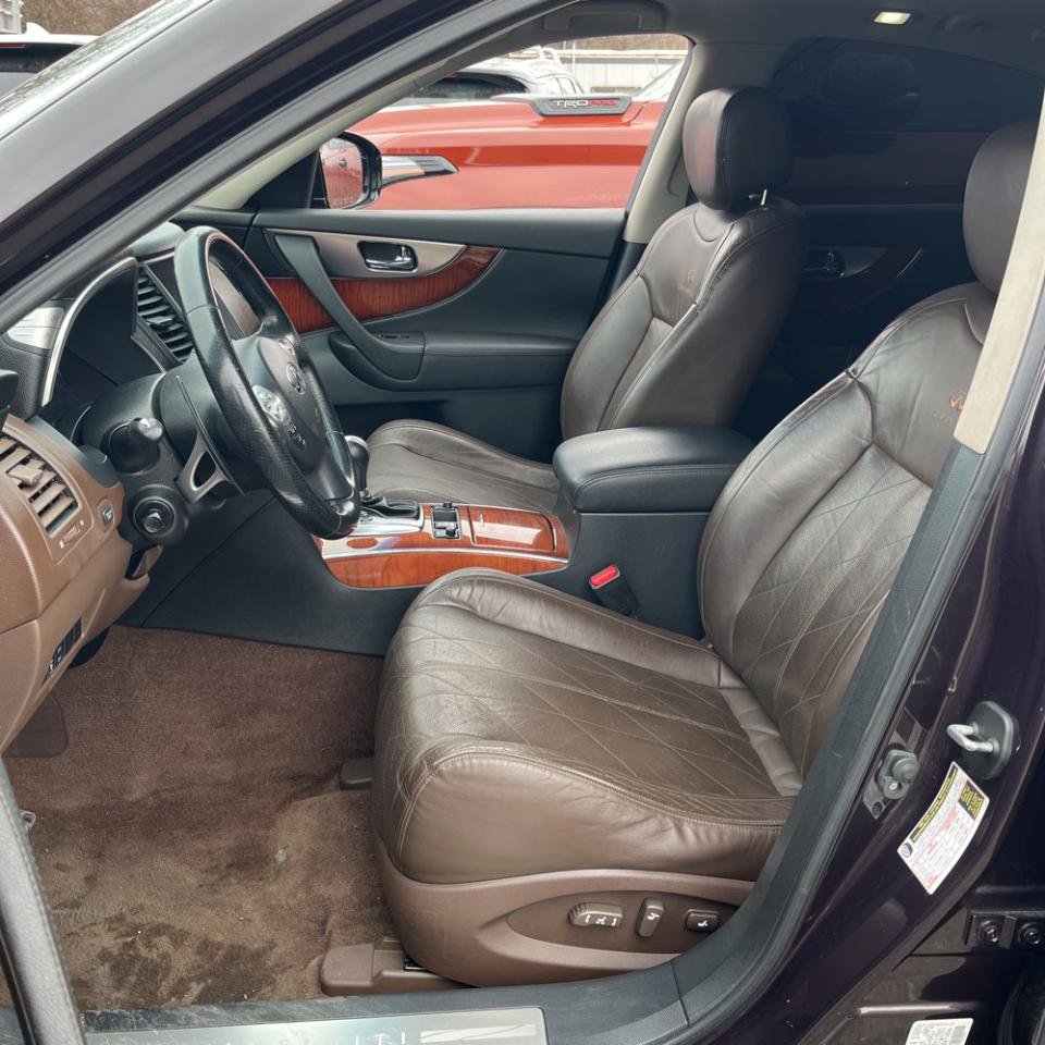 Used 2009 INFINITI FX35 AWD w/ Navigation Pkg image 14