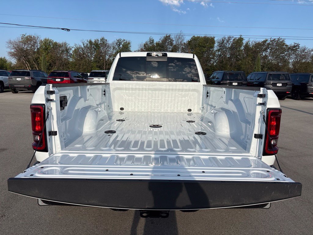New 2027 RAM 3500 Tradesman AWD/4WD image 36