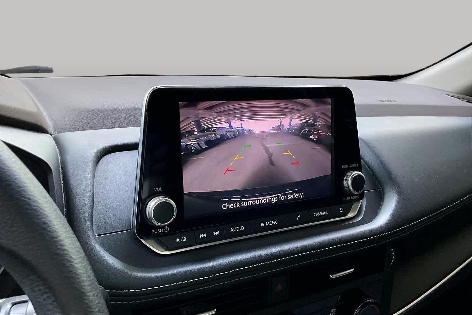 Used 2021 Nissan Rogue S FWD image 26