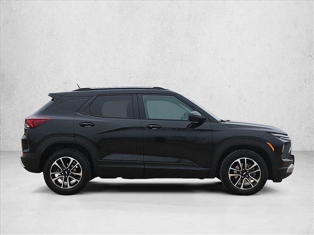 Used 2025 Chevrolet TrailBlazer LT image 4