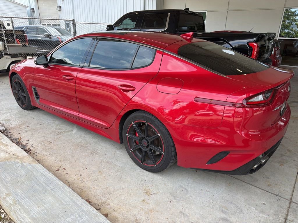 Used 2018 Kia Stinger GT2 AWD/4WD image 2