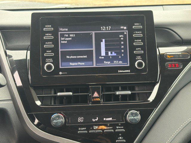 Used 2021 Toyota Camry SE image 22