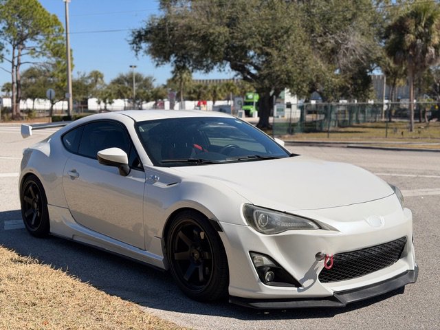 Used 2013 Scion FR-S image 7