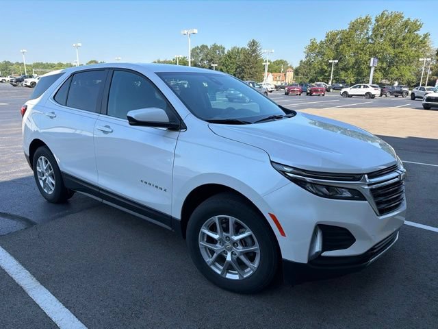 Certified 2024 Chevrolet Equinox LT w/ LPO, Cargo Package AWD/4WD image 2