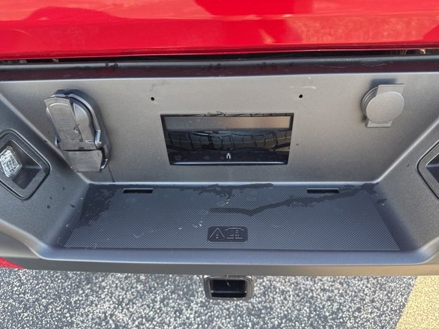 New 2025 Ford F150 Lariat w/ Equipment Group 502A High image 35