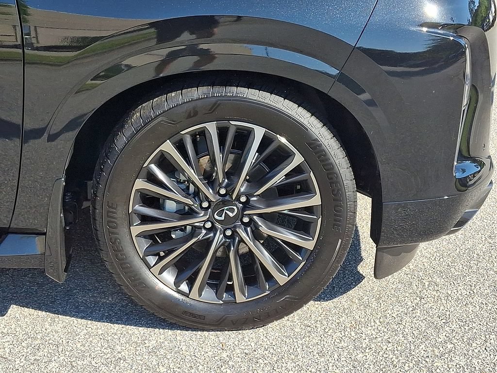 Used 2026 INFINITI QX80 Autograph w/ Premium Cargo Package AWD/4WD image 8