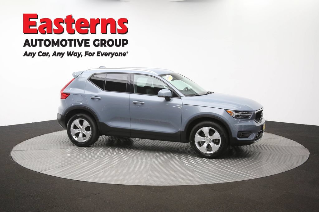 Used 2021 Volvo XC40 T4 Momentum FWD image 46